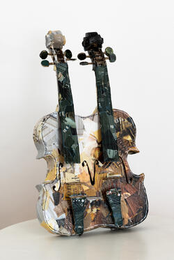 sculpture of double violin
